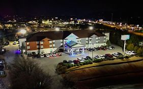 Holiday Inn Express & Suites Knoxville-North-i-75 Exit 112 Powell, Tn